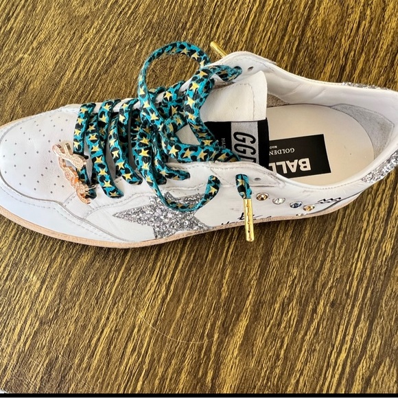 Golden Goose NEW pair of shoes! - Picture 2 of 6